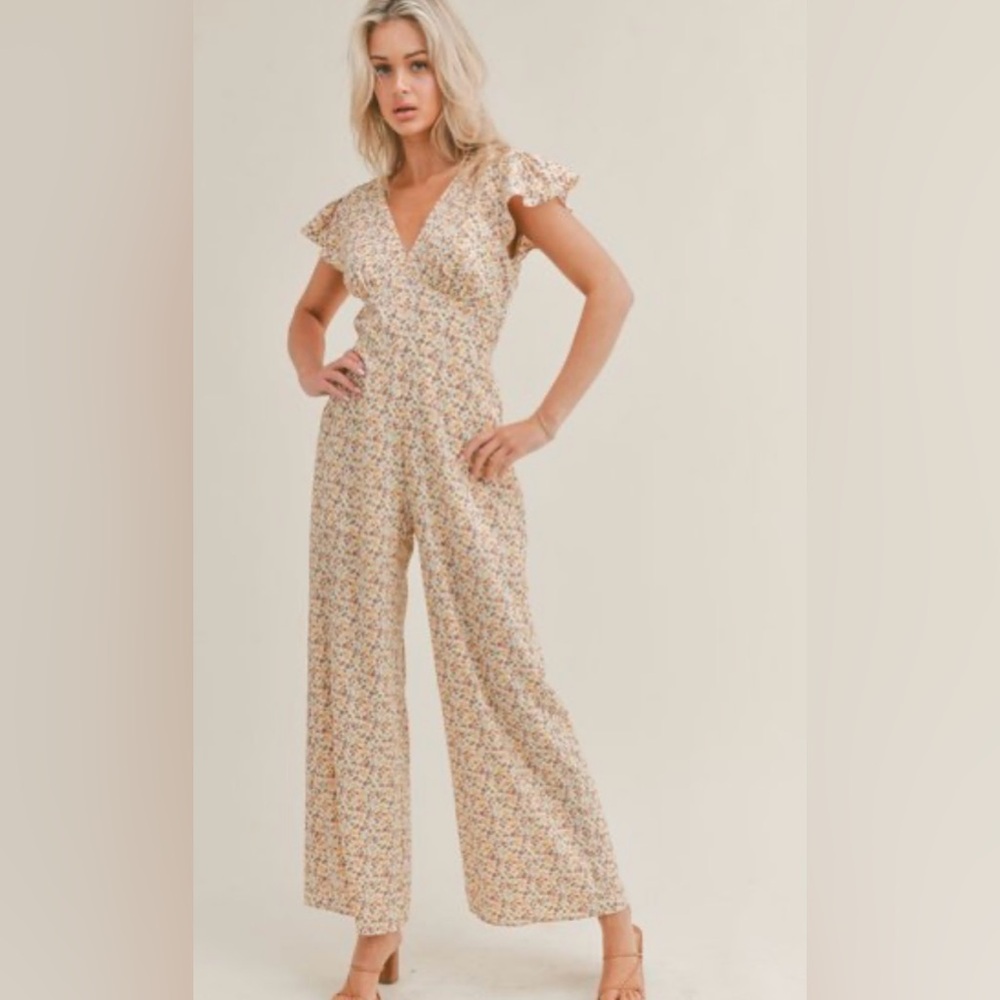 ✨NWOT✨Sage the Label Floral Jumpsuit